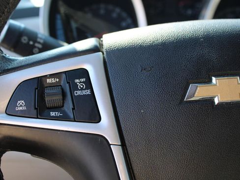 Used 2015 Chevrolet Equinox LT w/ Driver Convenience Package image 18