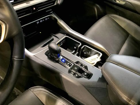 Certified 2025 Lexus TX 350 Premium image 16