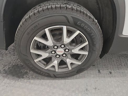 Used 2021 GMC Acadia SLE w/ Driver Convenience Package image 28