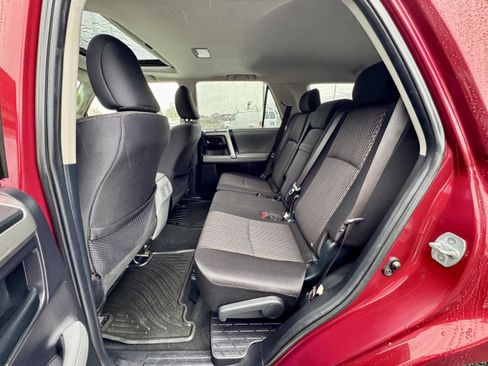 Used 2013 Toyota 4Runner SR5 w/ Convenience Pkg AWD/4WD image 13