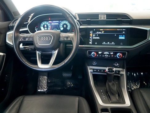 Used 2024 Audi Q3 2.0T Premium AWD/4WD image 9