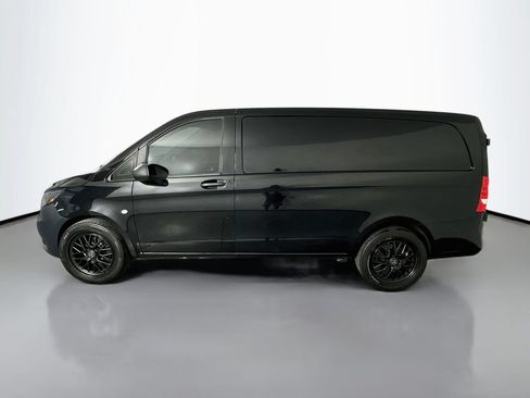 Used 2016 Mercedes-Benz Metris image 4