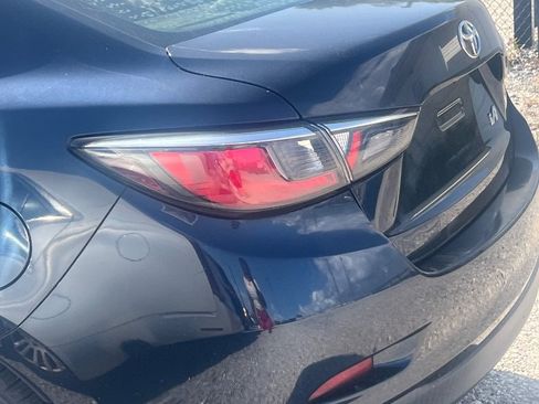 Used 2018 Toyota Yaris iA FWD image 3