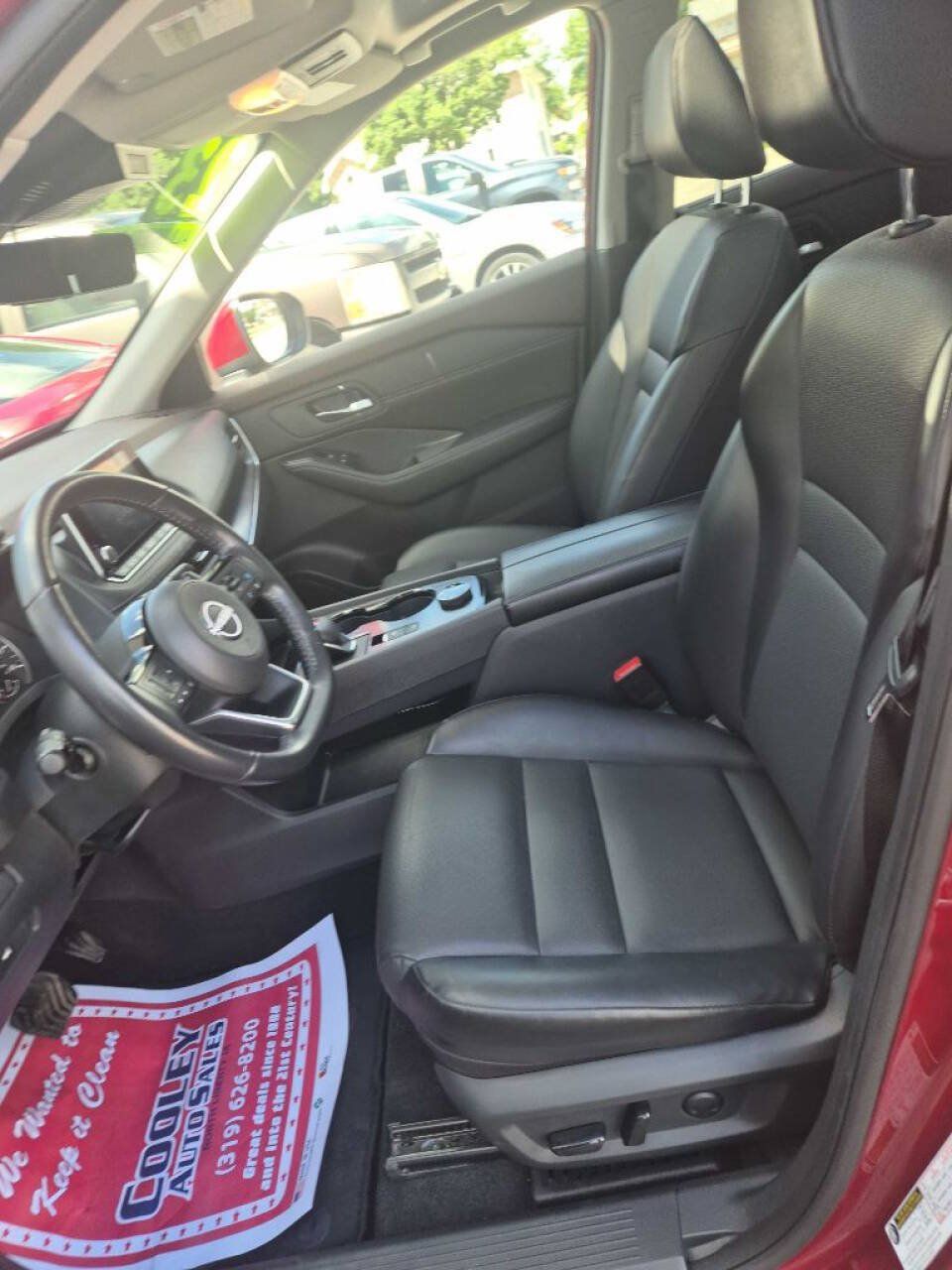 Used 2023 Nissan Rogue SV w/ SV Premium B Package AWD/4WD image 14