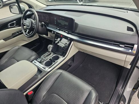 Used 2024 Kia Carnival SX Prestige FWD image 15