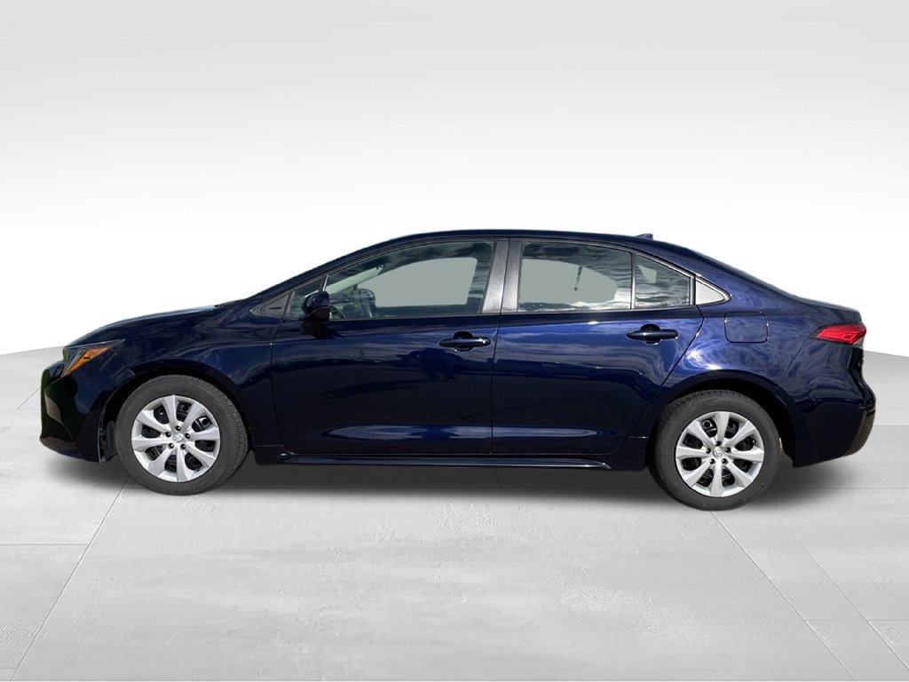 Used 2024 Toyota Corolla LE FWD image 21