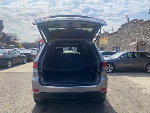 Used 2020 Jeep Grand Cherokee Limited w/ Luxury Group II image 13