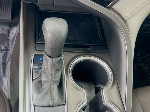 Used 2021 Toyota Camry LE w/ Carpet Mat Package (TMS) image 15