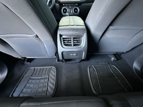 Used 2021 Chevrolet Blazer LT FWD image 20