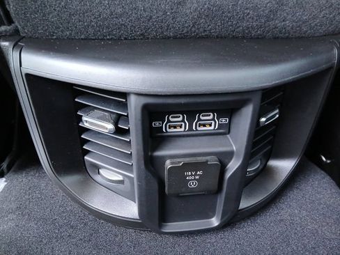 New 2025 RAM 2500 Laramie AWD/4WD image 24