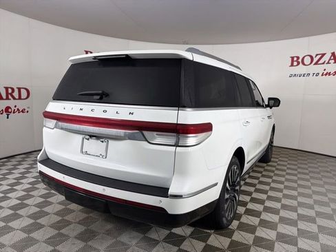 Used 2023 Lincoln Navigator Black Label image 8