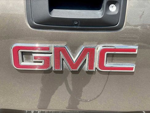 Used 2016 GMC Canyon SLT w/ Driver Alert Package image 28