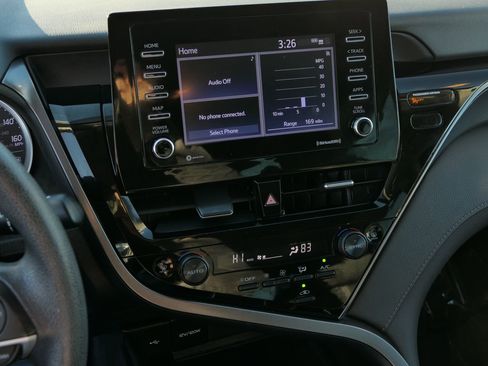 Used 2023 Toyota Camry LE image 19