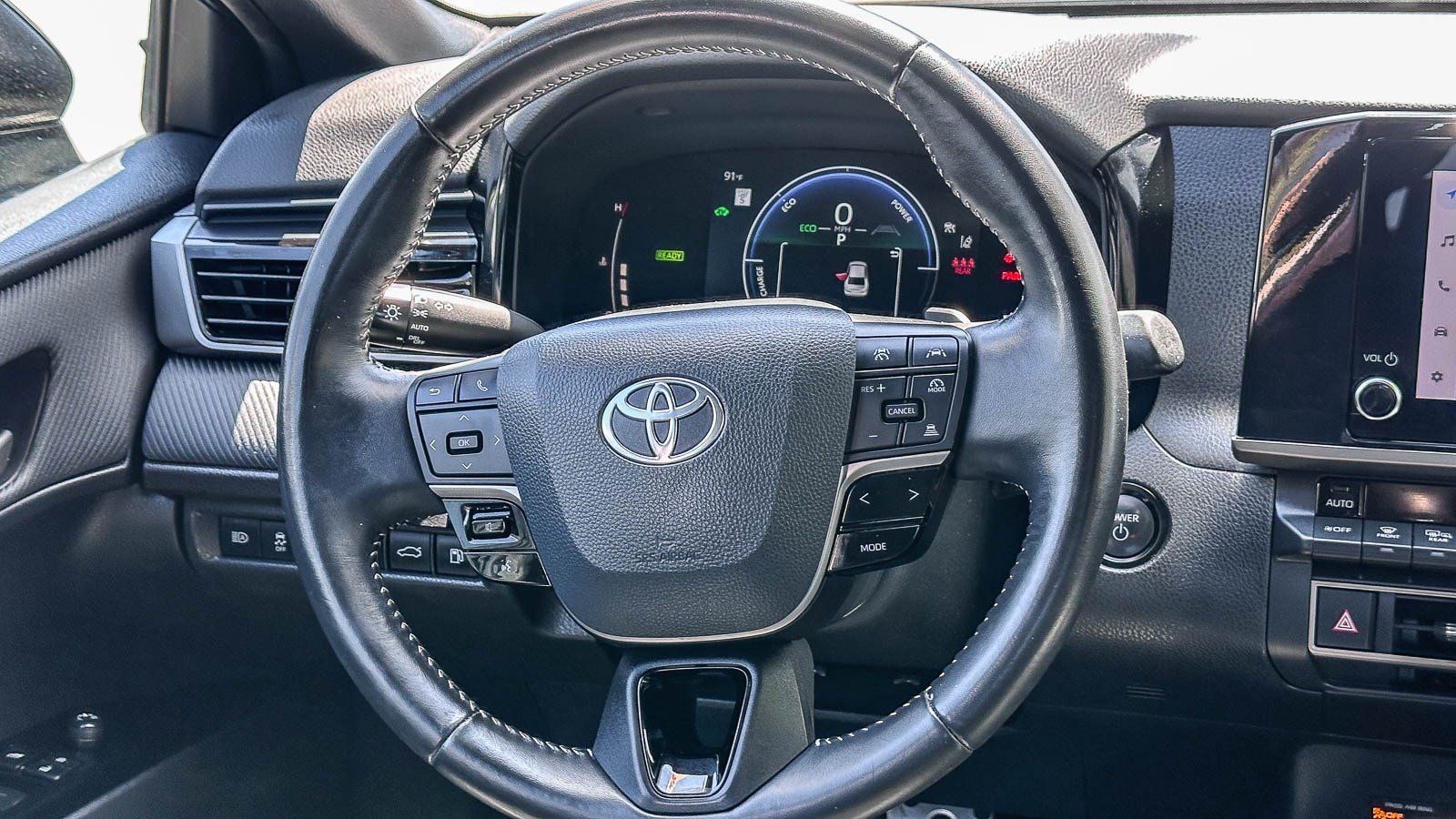 Certified 2025 Toyota Camry SE FWD image 16