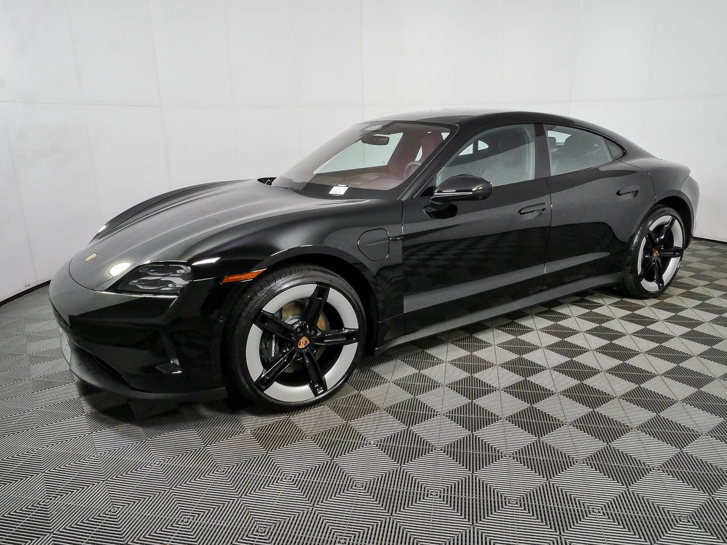 New 2026 Porsche Taycan RWD image 2