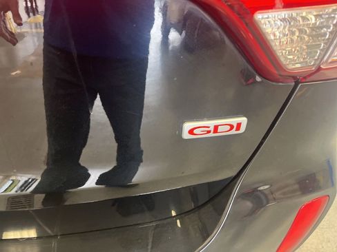 Used 2015 Kia Sorento LX image 5