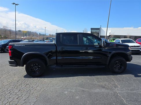 Used 2024 Chevrolet Silverado 1500 ZR2 w/ ZR2 Bison Edition image 2