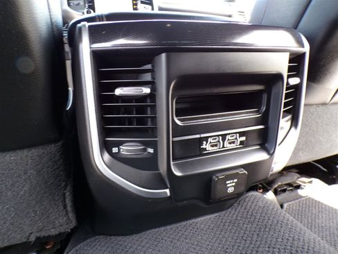 Used 2020 RAM 3500 Laramie image 26