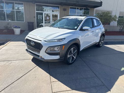 Used 2019 Hyundai Kona Limited FWD image 2