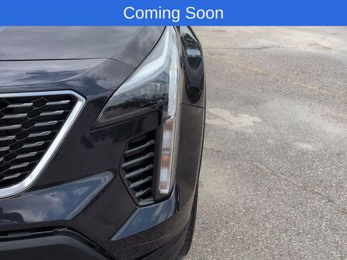 Used 2023 Cadillac XT4 Premium Luxury w/ Cold Weather Package AWD/4WD image 10
