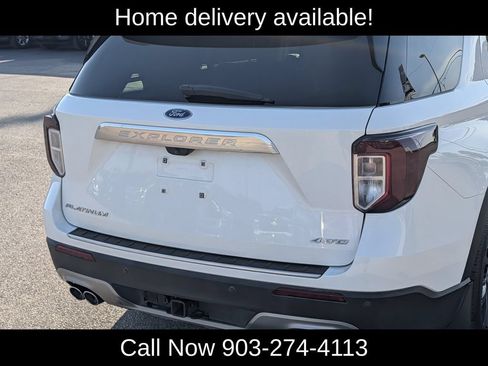 Used 2023 Ford Explorer Platinum w/ Technology Package AWD/4WD image 9