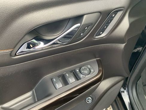 Used 2023 GMC Acadia AT4 w/ Preferred Package AWD/4WD image 18