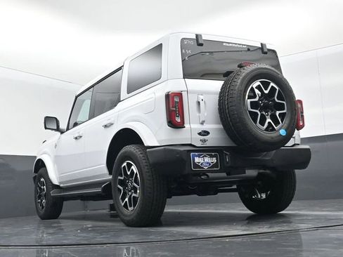 New 2025 Ford Bronco Outer Banks image 21