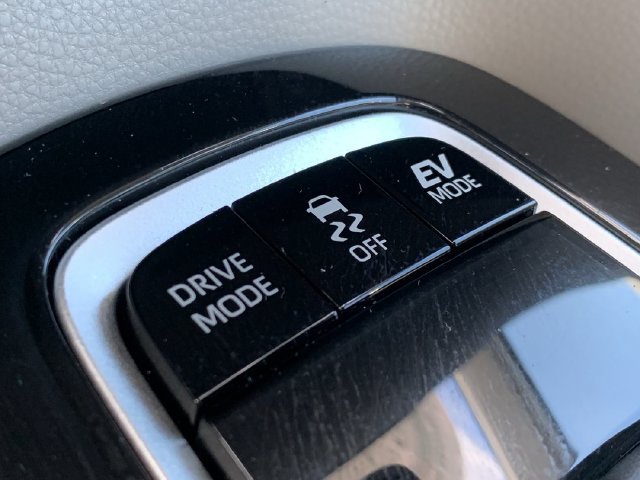 Used 2026 Toyota Corolla LE FWD image 28