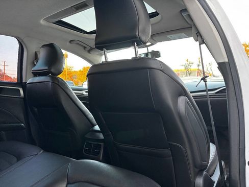 Used 2016 Ford Fusion SE w/ Equipment Group 202A image 35