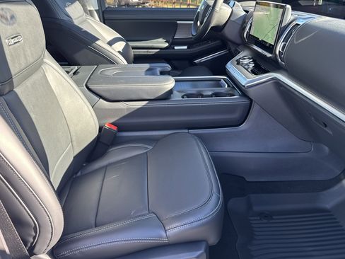 New 2025 Ford Expedition Platinum w/ Driver's Package image 14