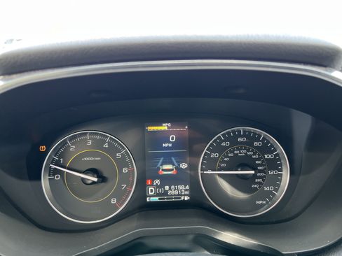 Used 2022 Subaru Crosstrek 2.5i Sport w/ Moonroof Package AWD/4WD image 3