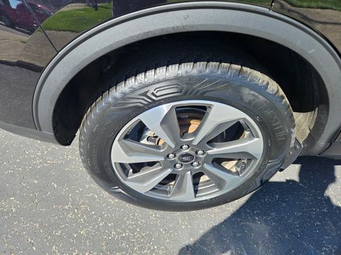 Used 2025 Ford Escape Platinum AWD/4WD image 11