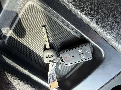 Used 2018 Chevrolet Silverado 1500 LT w/ All Star Edition image 30