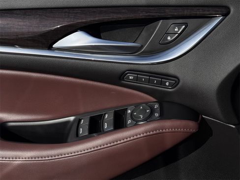 Used 2020 Buick Enclave Avenir image 22