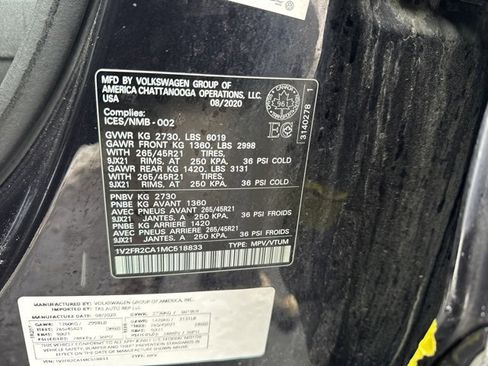 Used 2021 Volkswagen Atlas SEL Premium R-Line image 33