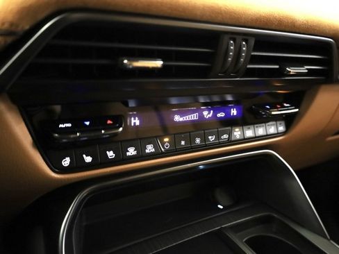 Used 2025 MAZDA CX-70 3.3 Turbo S w/ Premium Plus image 19