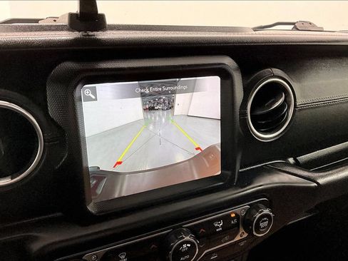 Used 2021 Jeep Gladiator Overland AWD/4WD image 28