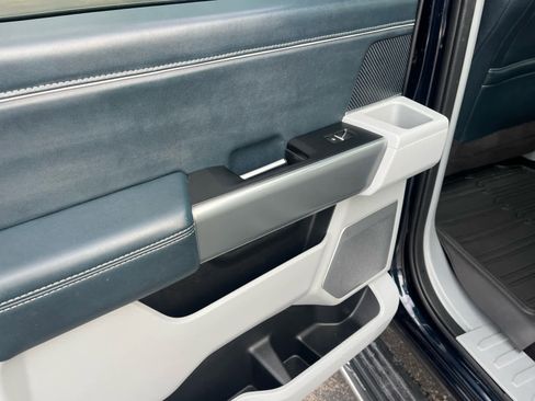 Used 2022 Ford F150 Limited image 25