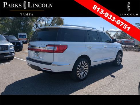 Used 2021 Lincoln Navigator Reserve w/ Luxury Package image 11