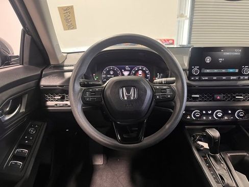 Used 2024 Honda Accord EX image 21