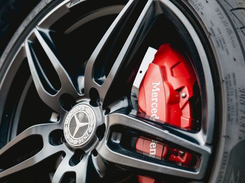 Used 2017 Mercedes-Benz E 300 image 5