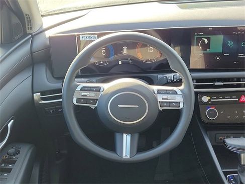 New 2026 Hyundai Tucson SEL image 22