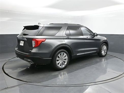 Used 2020 Ford Explorer Limited image 11