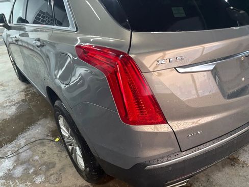 Used 2017 Cadillac XT5 Luxury w/ Driver Awareness Package image 28