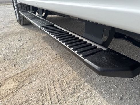 Used 2024 Ford F250 XLT w/ FX4 Off-Road Package image 11