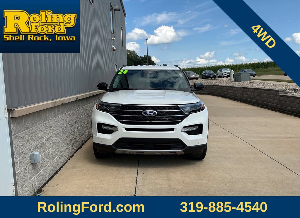 Used 2024 Ford Explorer XLT w/ Equipment Group 202A AWD/4WD image 4