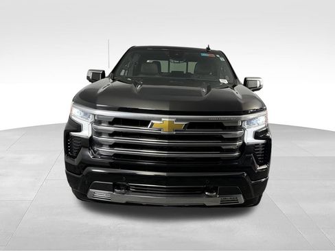 Used 2024 Chevrolet Silverado 1500 High Country AWD/4WD image 4