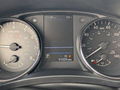 Used 2022 Nissan Rogue Sport S image 20