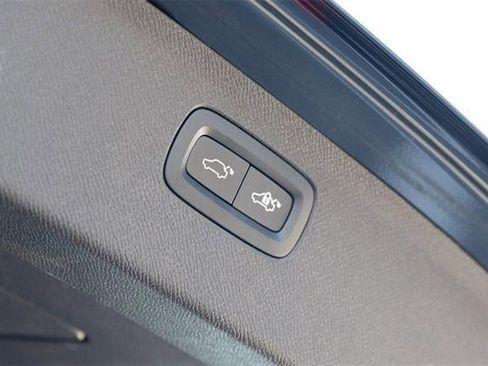 Used 2021 Volvo XC90 T6 Inscription w/ Advanced Package image 40