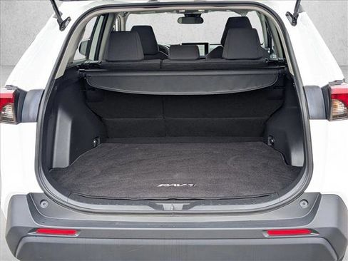 Used 2023 Toyota RAV4 LE image 6